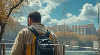 Fragmented Reflections: Deconstructing Recurring Motifs in Film Scores